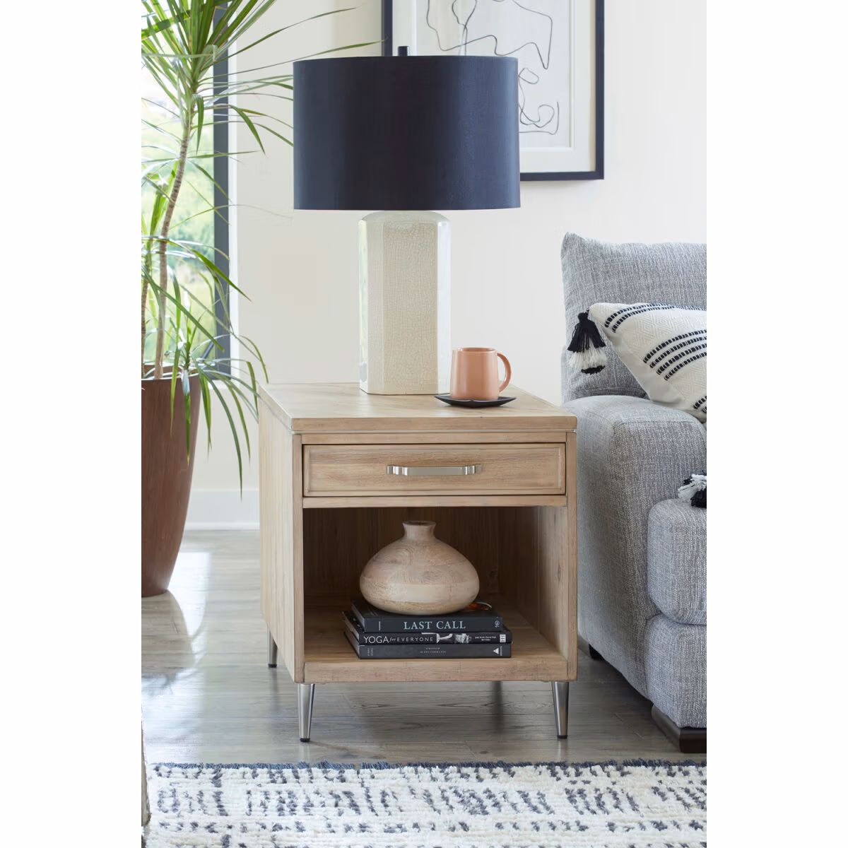 Maddox End Table I644-9140 - Image 3