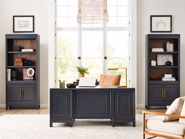Alexander 66" Executive Desk I3014-303 - Image 4