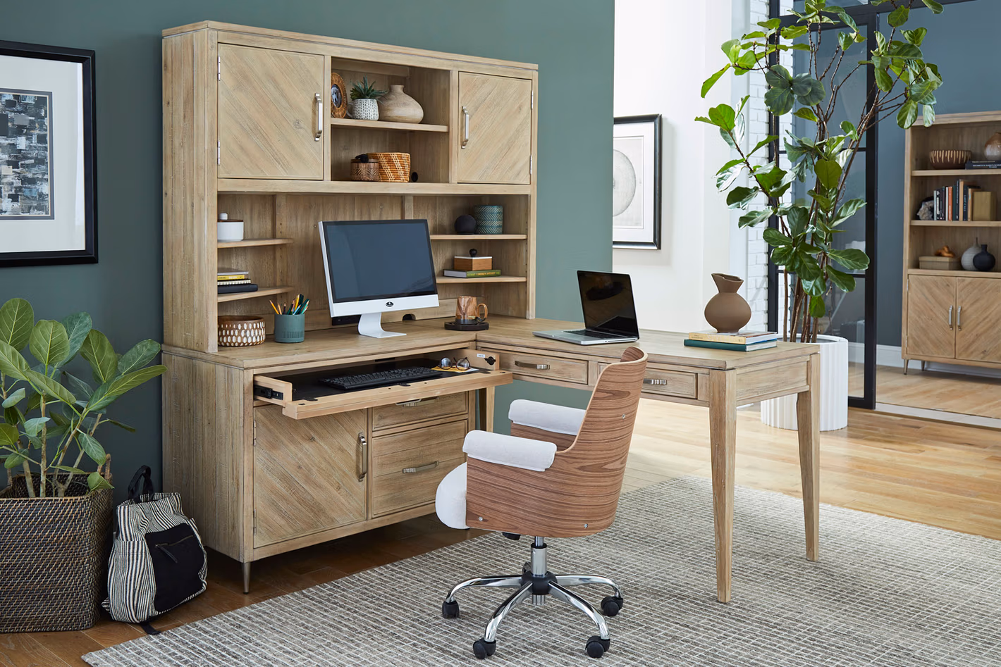 Maddox 68" Writing Desk I644-366WD
