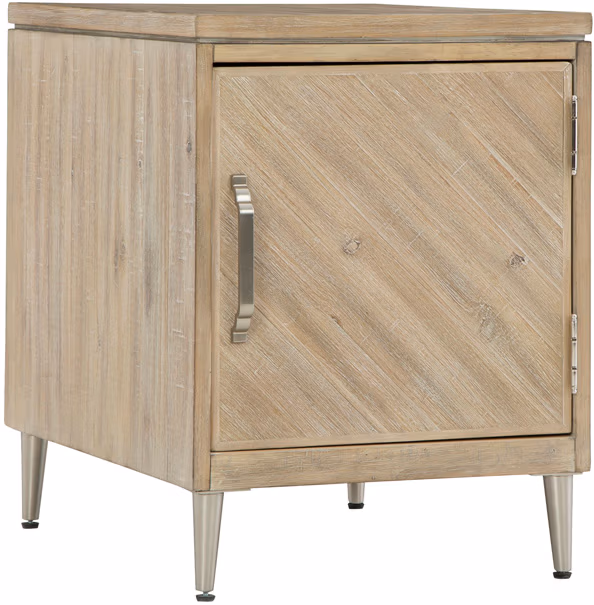 28164fa783866d8eb148979c8c3d1f18 Maddox Chairside Table I644-9130 - Image 1
