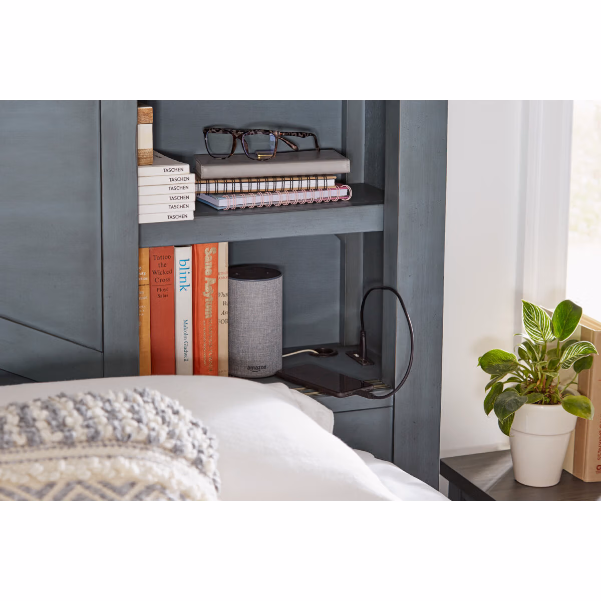 Pinebrook Bookcase Bed I629BRGRP1 - Image 6