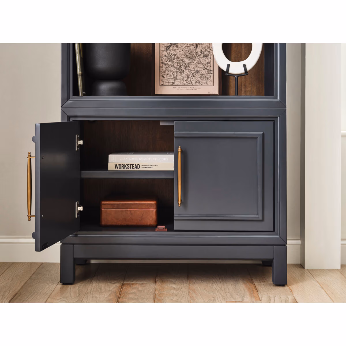 Alexander Door Bookcase I3014-332 - Image 4