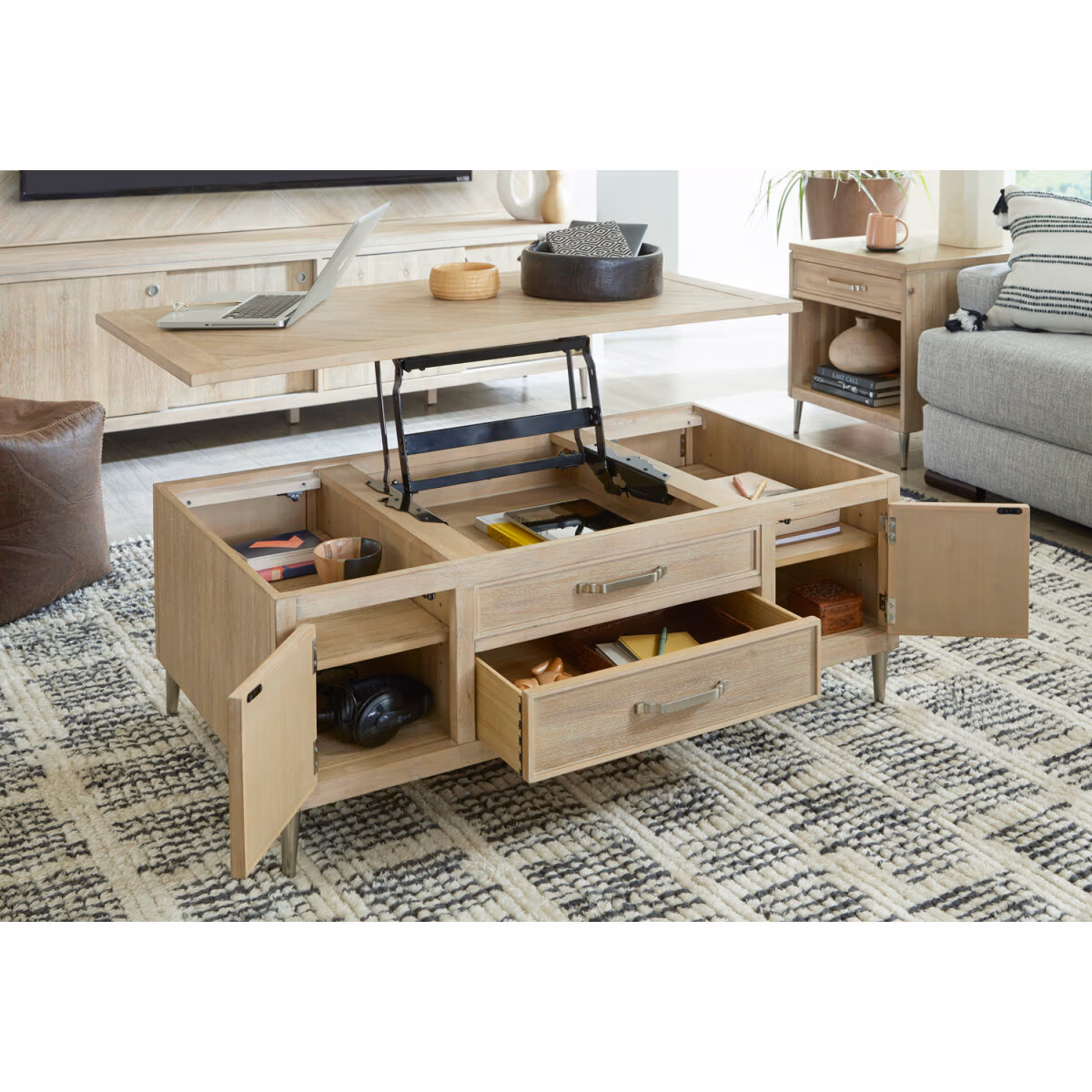 Maddox Lift Top Cocktail Table I644-9100 - Image 5
