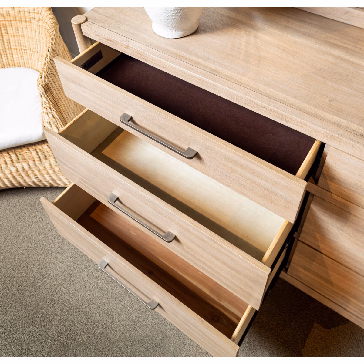 Shiloh Dresser I430-453 - Image 6