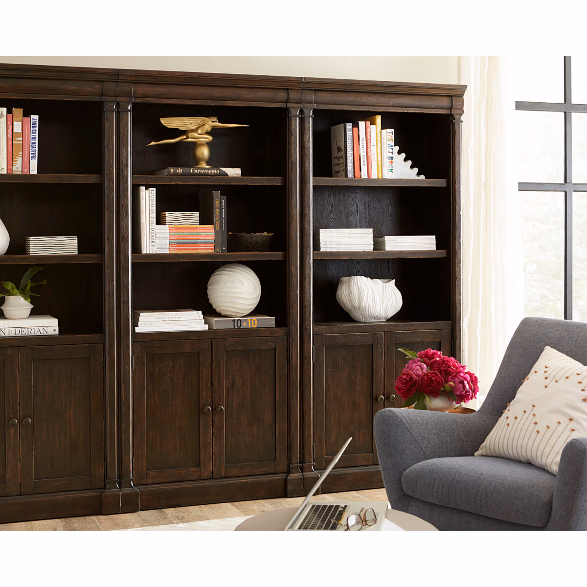Jackson Door Bookcase I3184-332 - Image 4