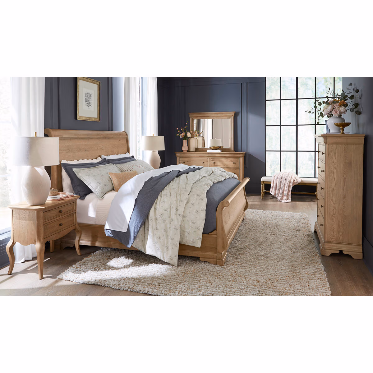 Chateau Philippe Chest I3290-456 - Image 4