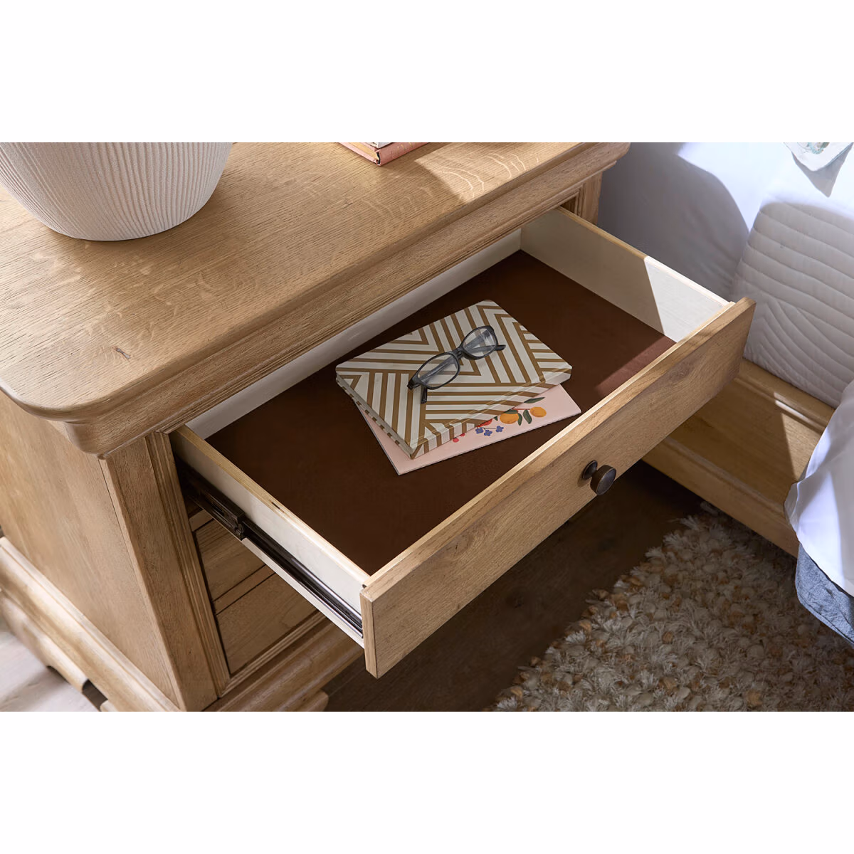 Chateau Philippe Liv360 Nightstand I3290-450 - Image 9