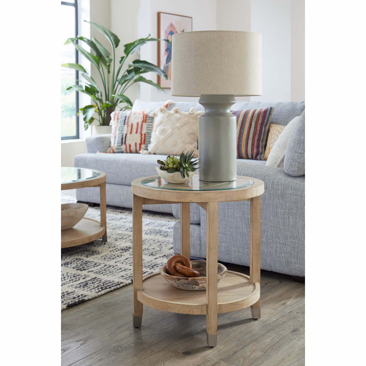 Maddox Round End Table I644-9141 - Image 3