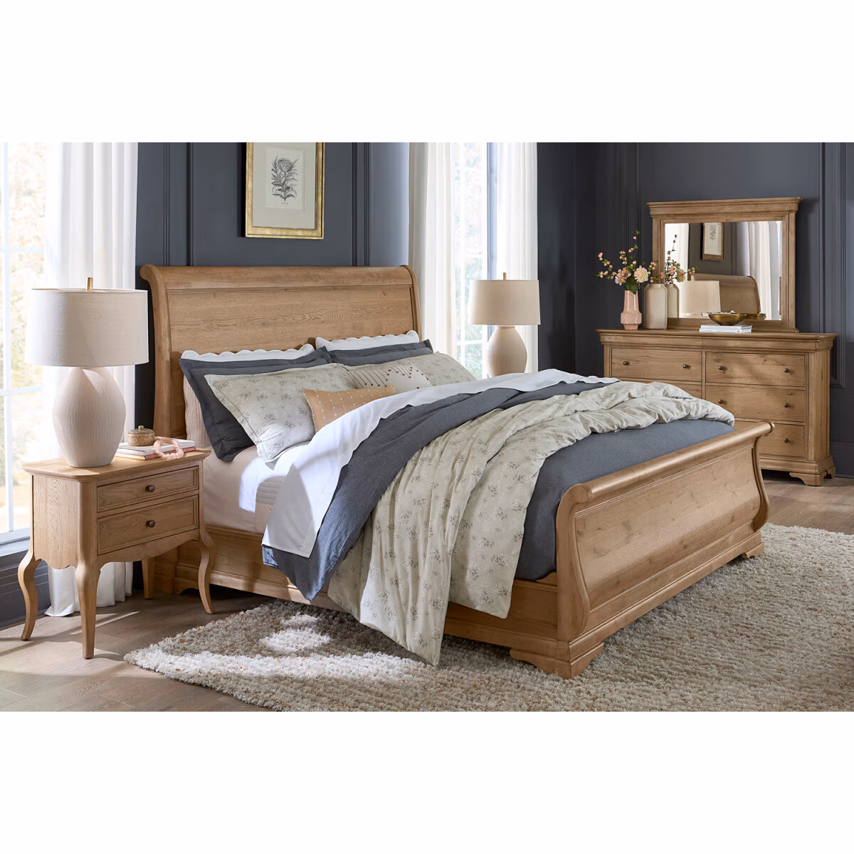 Chateau Philippe Cabriole Nightstand I3290-452 - Image 5
