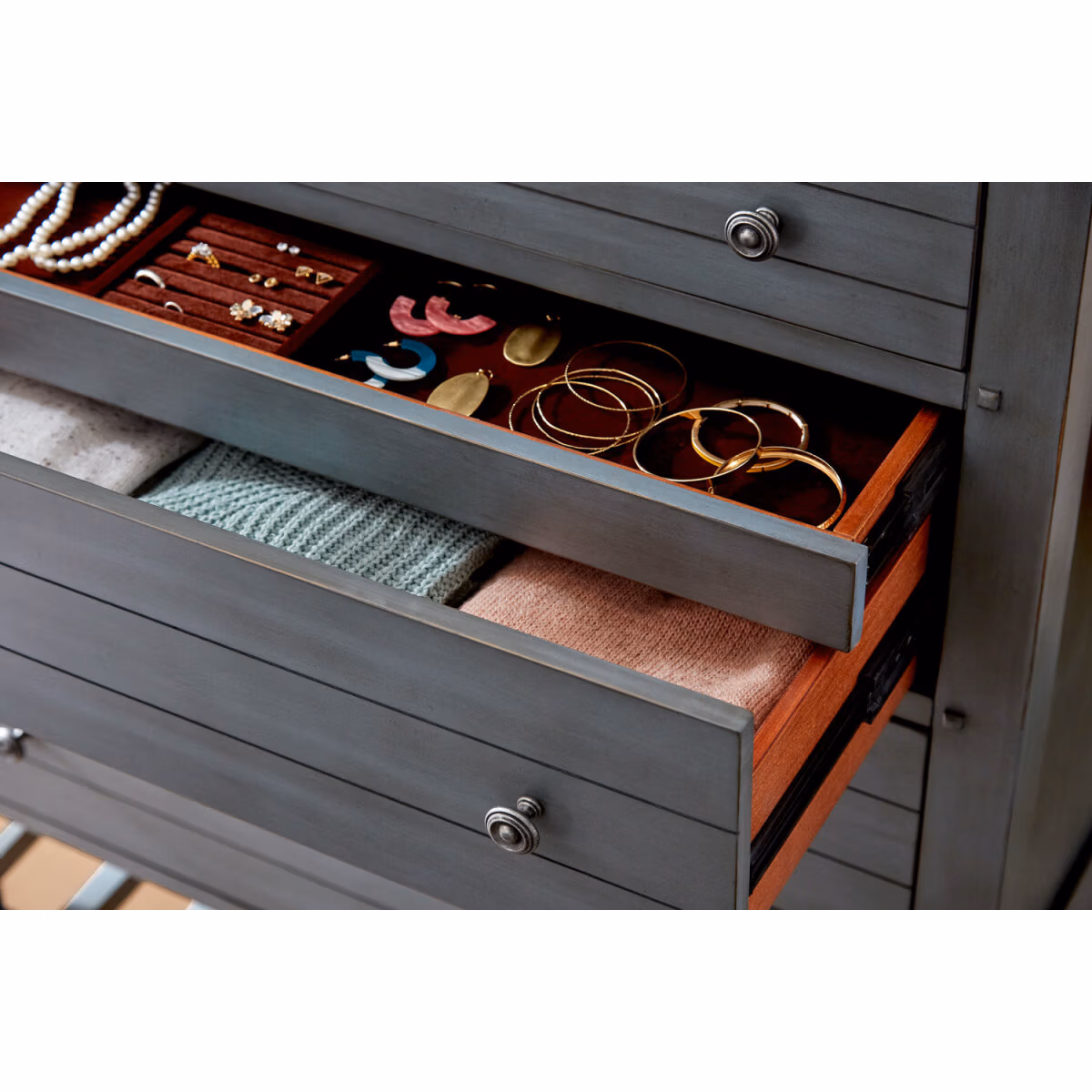 Pinebrook Chest - Image 5