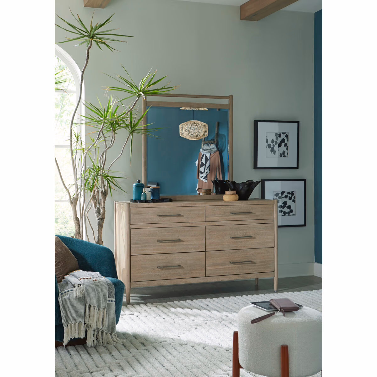 Shiloh Dresser I430-453 - Image 3