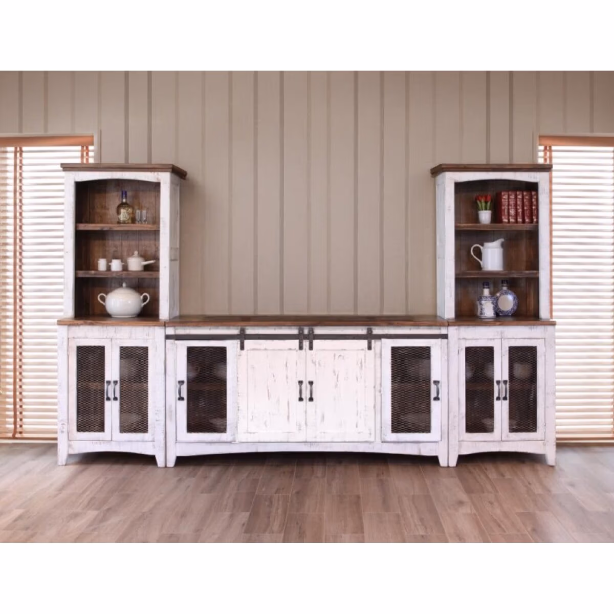 Pueblo 4 Door TV Stand - Image 4