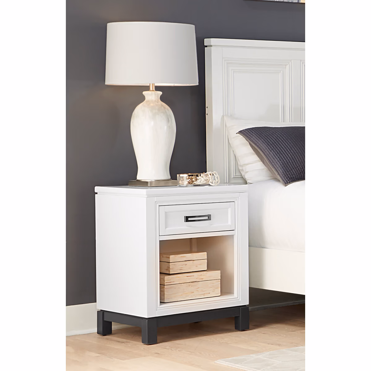 Hyde Park Nightstand I32-451N-WHT-1 - Image 3