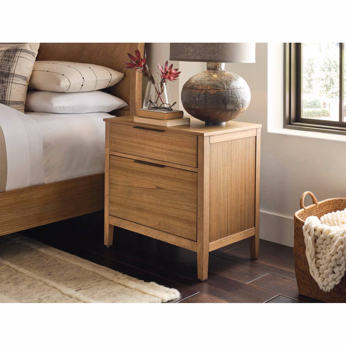 Cyrus 2 Drawer Nightstand I3046-450 - Image 3